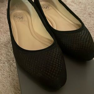 Vince Camuto Radella 7